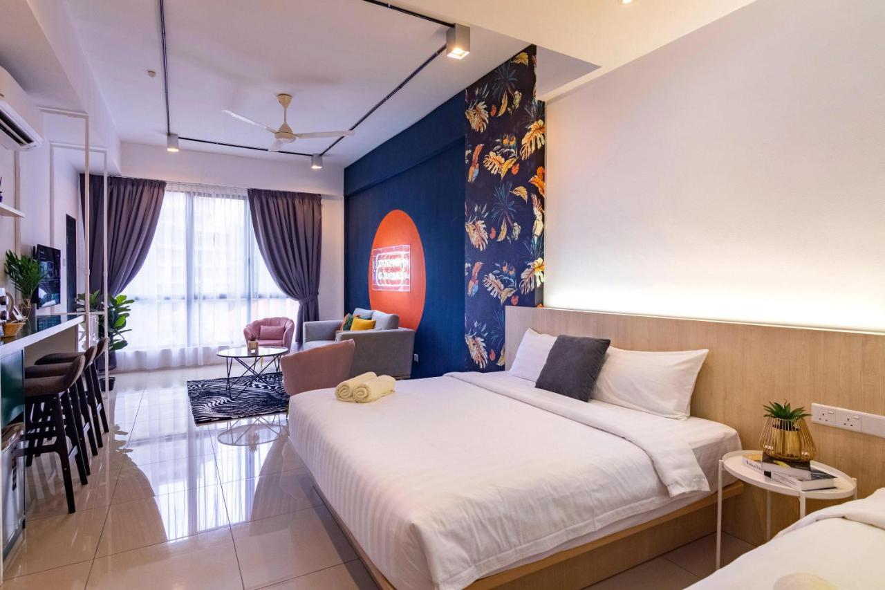 Scott Signature Suites By Alv George Town Esterno foto