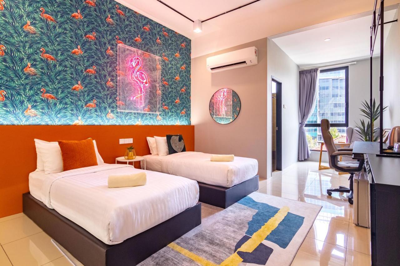 Scott Signature Suites By Alv George Town Esterno foto