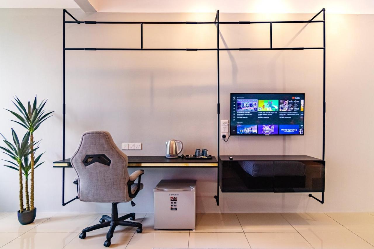 Scott Signature Suites By Alv George Town Esterno foto