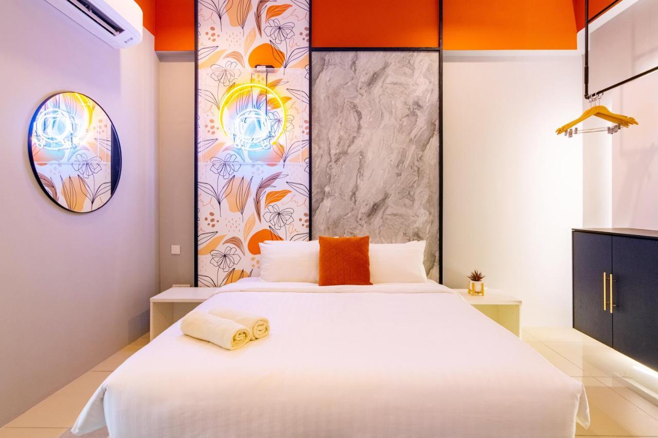 Scott Signature Suites By Alv George Town Esterno foto