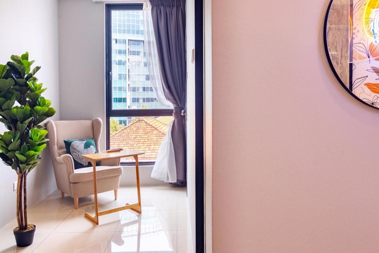 Scott Signature Suites By Alv George Town Esterno foto