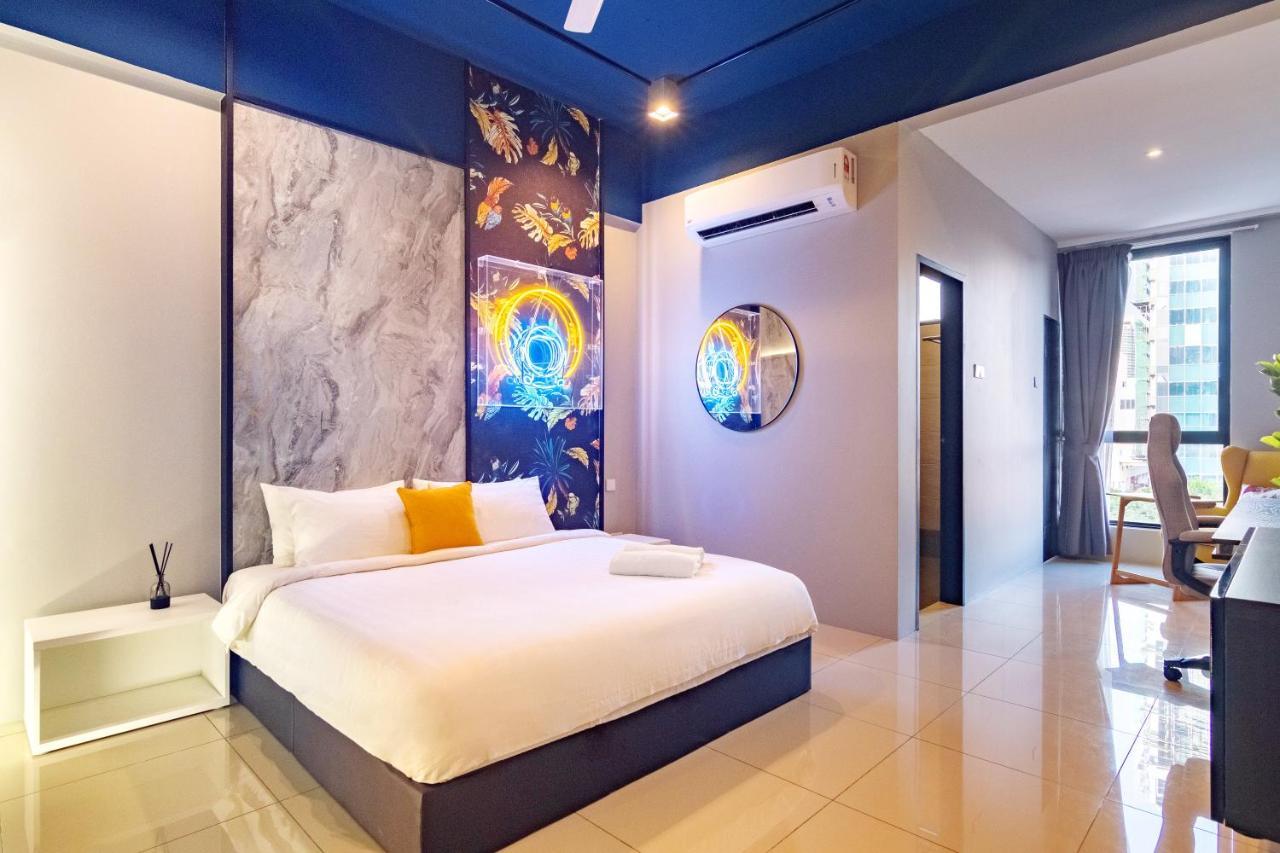 Scott Signature Suites By Alv George Town Esterno foto
