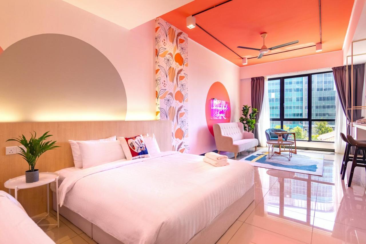 Scott Signature Suites By Alv George Town Esterno foto