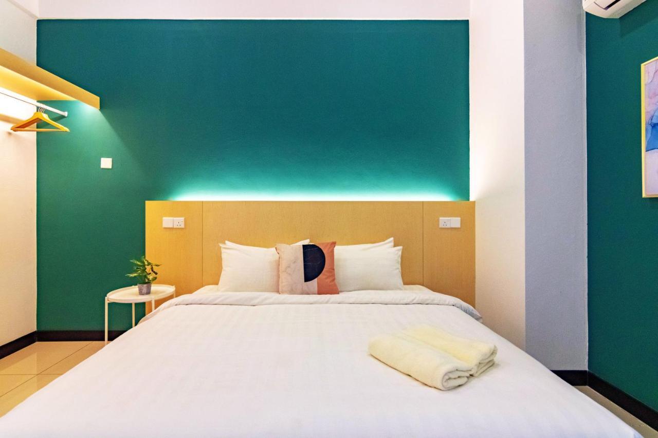 Scott Signature Suites By Alv George Town Esterno foto